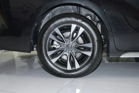 解读|丰田格瑞维亚电混双擎 2.5L 四驱系统及试驾体验