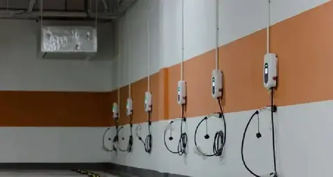 开5年电池健康度86%！我没把新能源车当电动爹，只守住3个底线