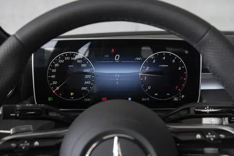 奔驰 C200L 与 C260L 配置差距有多大？选错真的不值