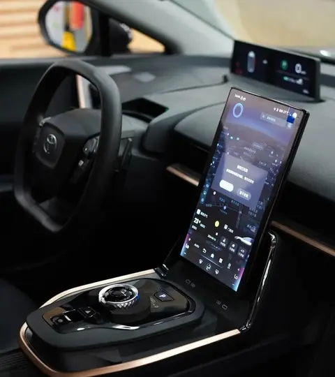 30万的车，10年烧掉10万油费？电车，油车，混动，哪个更划算！